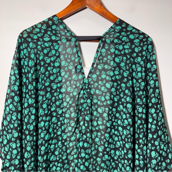 Lost in Layers Skull Print Kimono Cover up One size - Picture 8 of 9